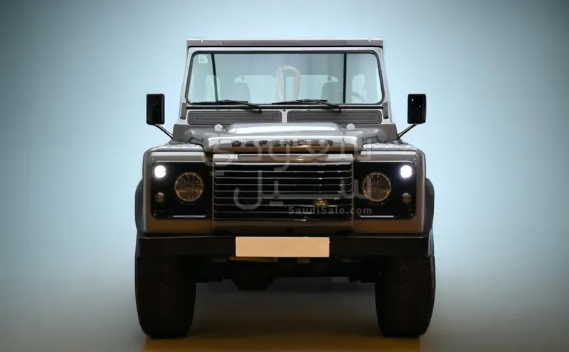 1991 لاند روفر ديفيندر 130