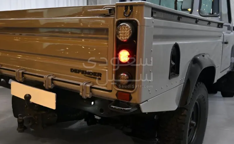 1991 لاند روفر ديفيندر 130
