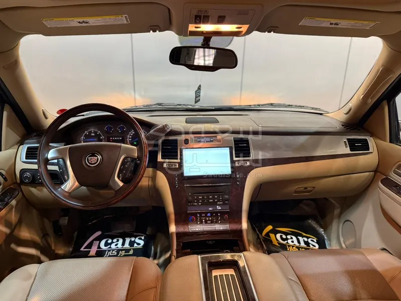 2013 كاديلاك اسكاليد بلاتينيوم