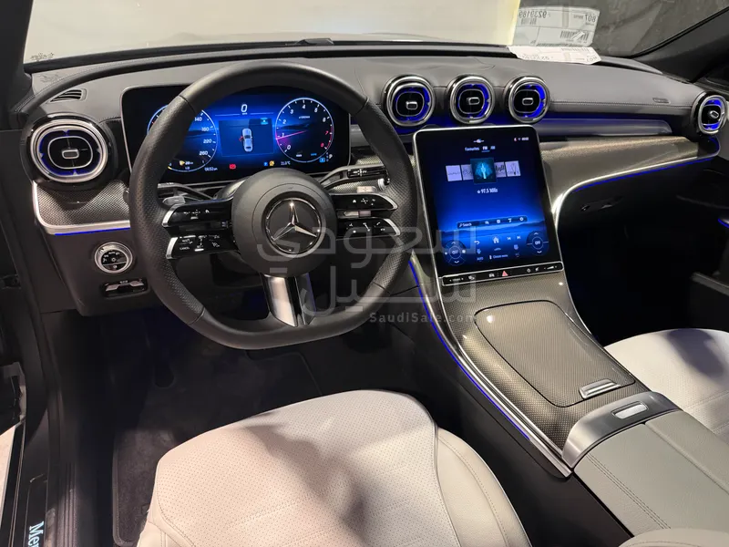 2025 مرسيدس - بنز سي 200 أي إم جي