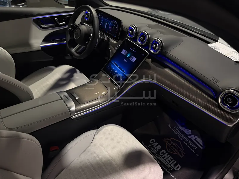 2025 مرسيدس - بنز سي 200 أي إم جي