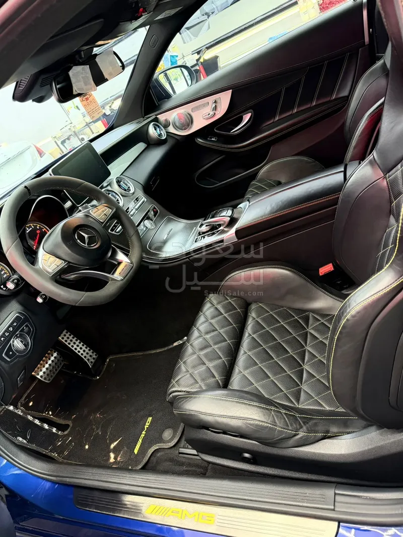 2017 مرسيدس - بنز سي الاصدار 1