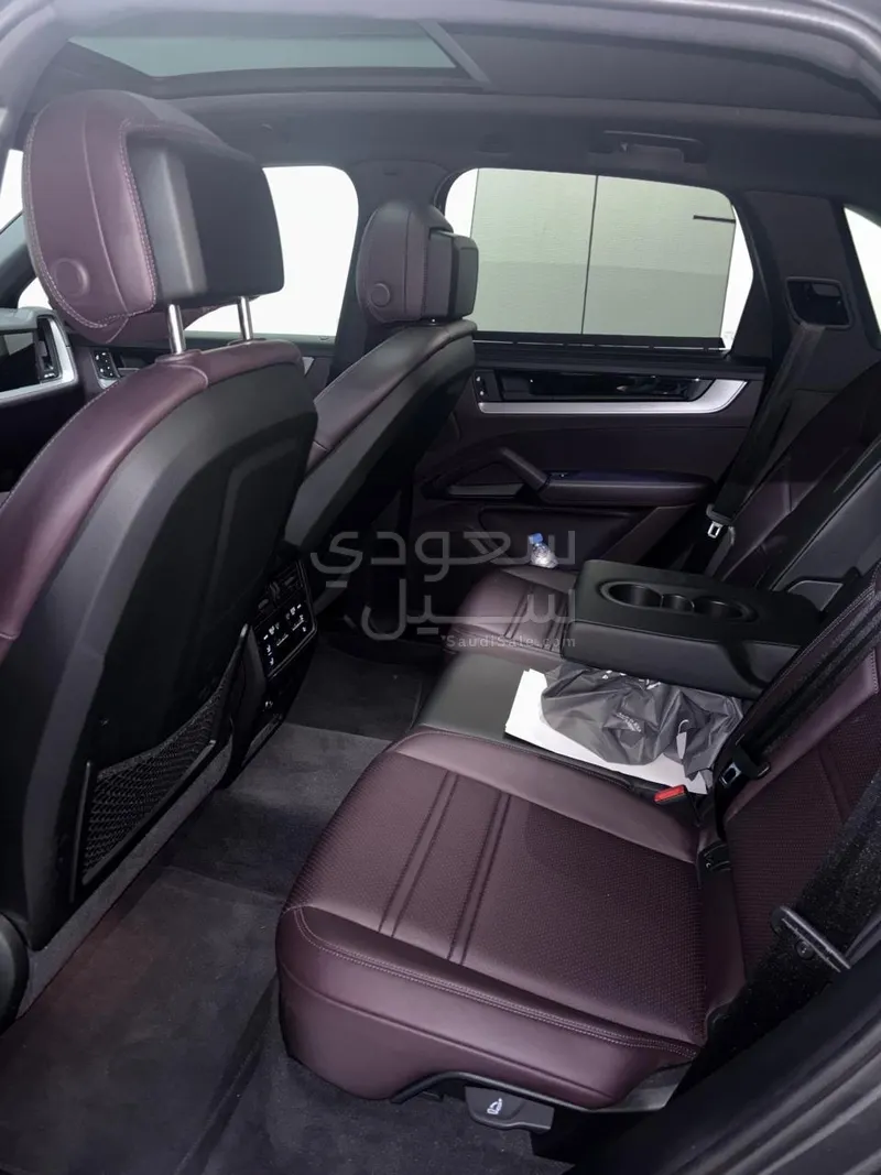 2024 بورش كايين اس