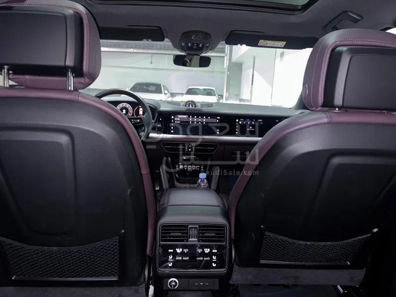 2024 بورش كايين اس