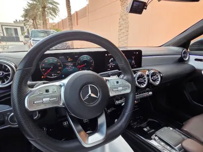 2021 مرسيدس - بنز سي إل أي 200