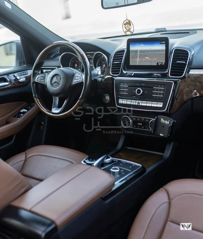 2016 مرسيدس - بنز جي إل إي 400