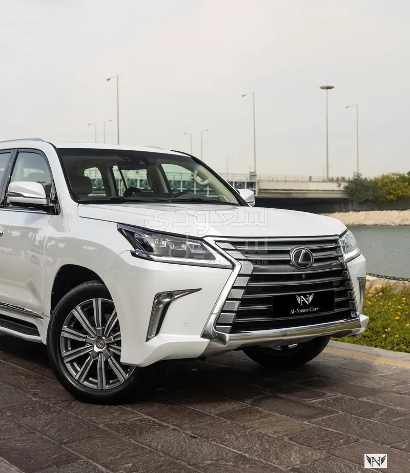 2019 لكزس إل إكس 450دي