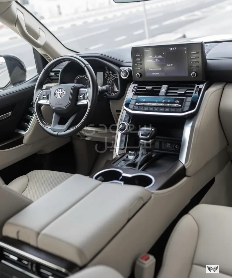 2023 تويوتا لاند كروزر جي اكس ار