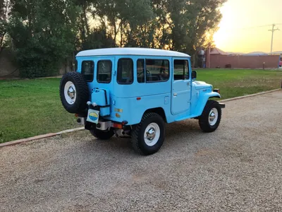 1981 تويوتا اف جي كروزر 1