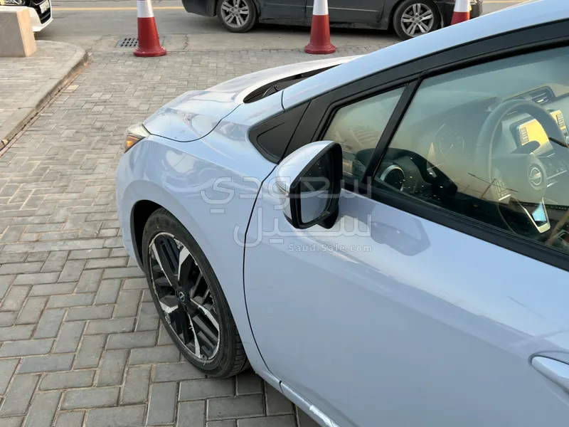 2024 نيسان صني