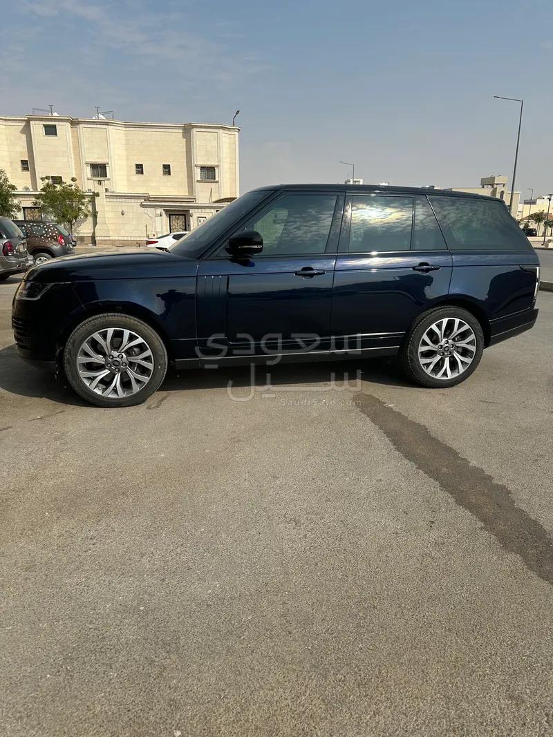 2020 لاند روفر رينج روفر فوج