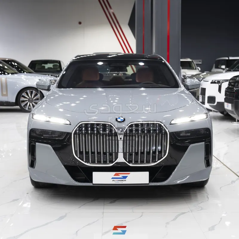 2026 بي ام دبليو الفئة السابعة 735أي