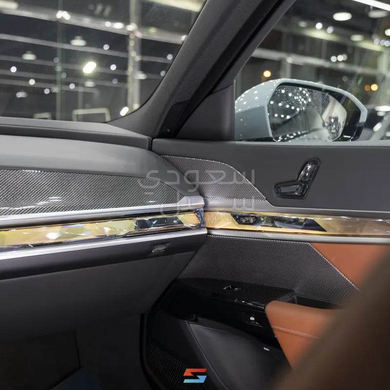 2026 بي ام دبليو الفئة السابعة 735أي