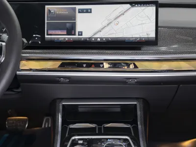 2026 بي ام دبليو الفئة السابعة 735أي