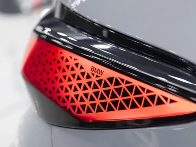 2026 بي ام دبليو الفئة السابعة 735أي