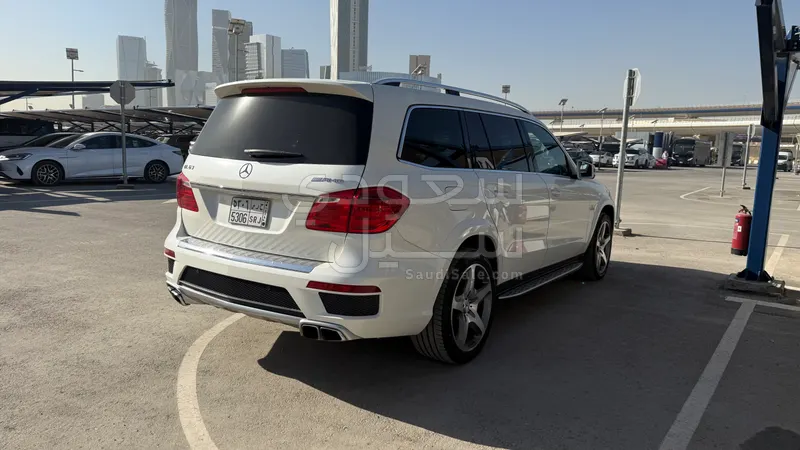 2014 مرسيدس - بنز جي إل 63 أي إم جي