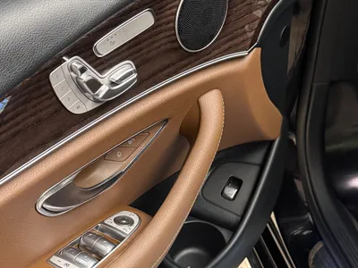 2021 مرسيدس - بنز إي 200