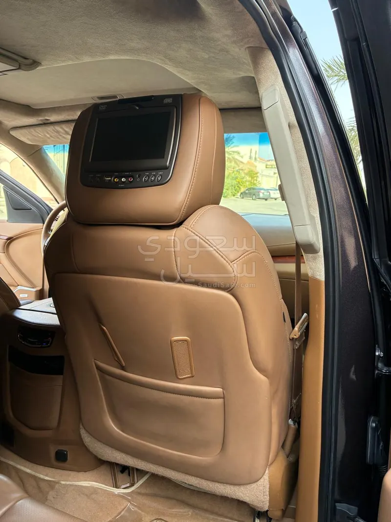 2015 كاديلاك اسكاليد بلاتينيوم