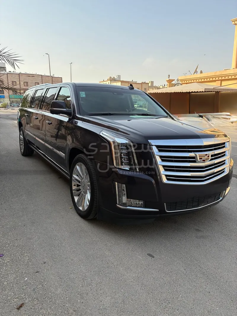 2015 كاديلاك اسكاليد بلاتينيوم