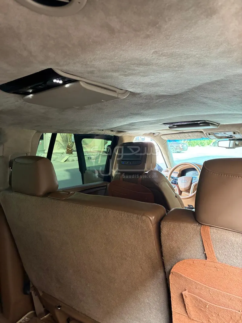 2015 كاديلاك اسكاليد بلاتينيوم