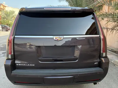 2015 كاديلاك اسكاليد بلاتينيوم