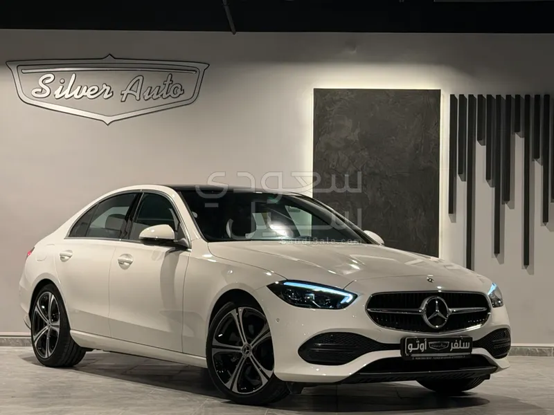 2025 مرسيدس - بنز سي 200