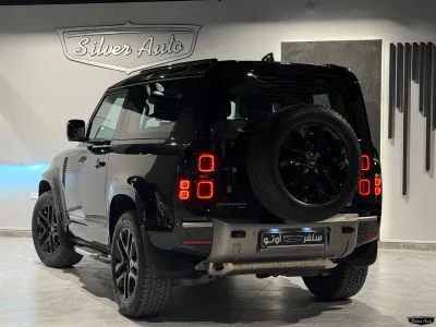 2023 لاند روفر ديفيندر اكس داينمك