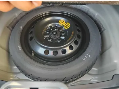 2023 لكزس إي إس 250