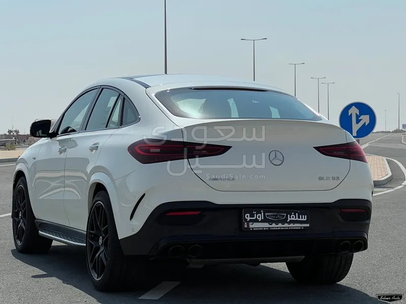 2024 مرسيدس - بنز جي إل إي 53 أي إم جي