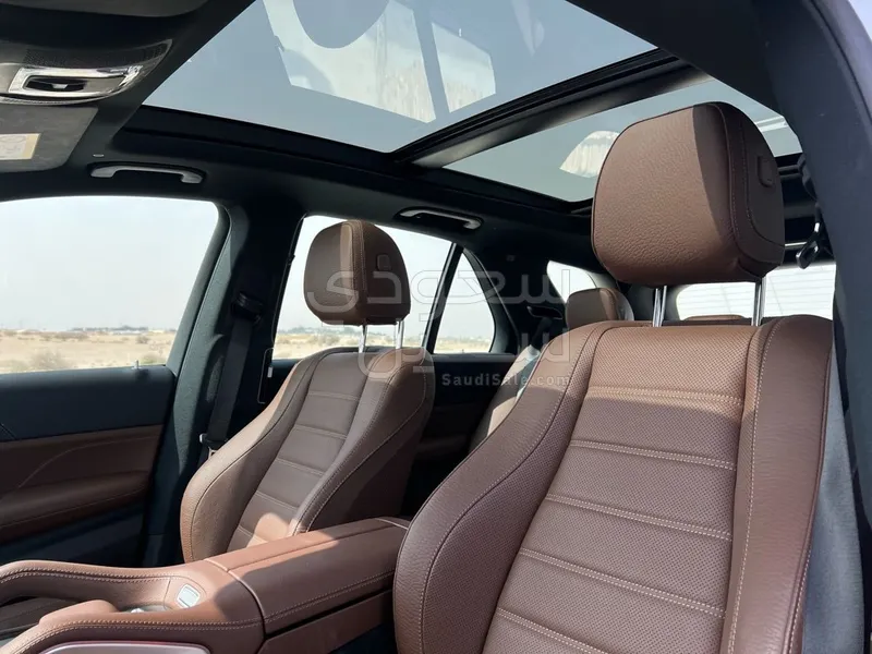 2024 مرسيدس - بنز جي إل إي 450