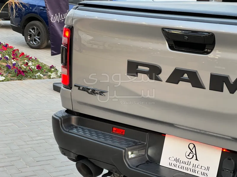 2023 دودج رام تي ار اكس