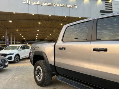 2023 دودج رام تي ار اكس
