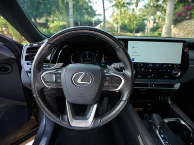 2023 لكزس أر إكس 350إل