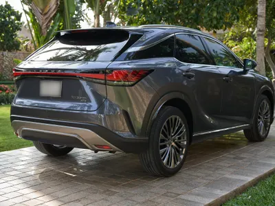 2023 لكزس أر إكس 350إل