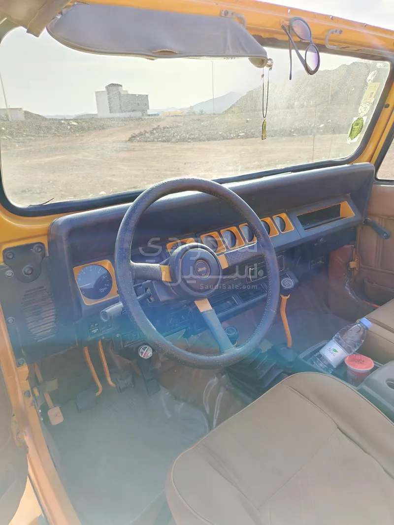 1992 جييب رانجلر سبورت