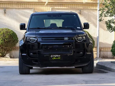 2022 لاند روفر ديفيندر 110