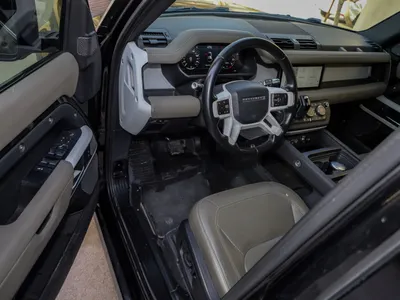 2022 لاند روفر ديفيندر 110