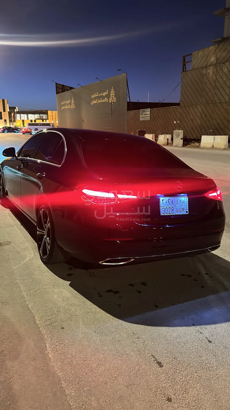 2023 مرسيدس - بنز سي 300