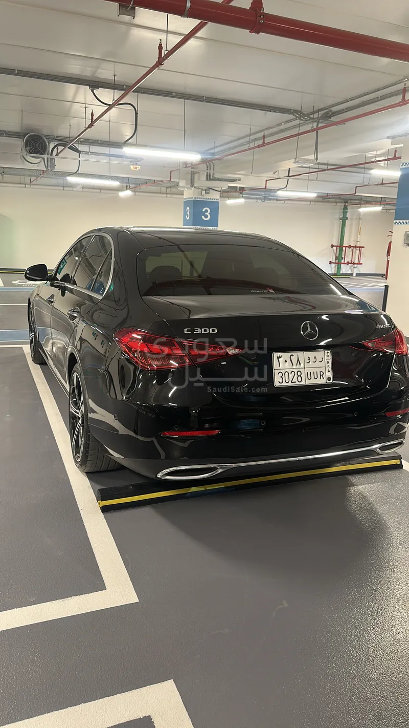 2023 مرسيدس - بنز سي 300