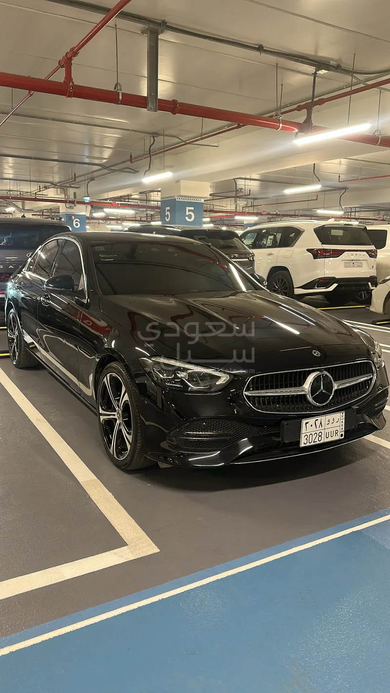 2023 مرسيدس - بنز سي 300