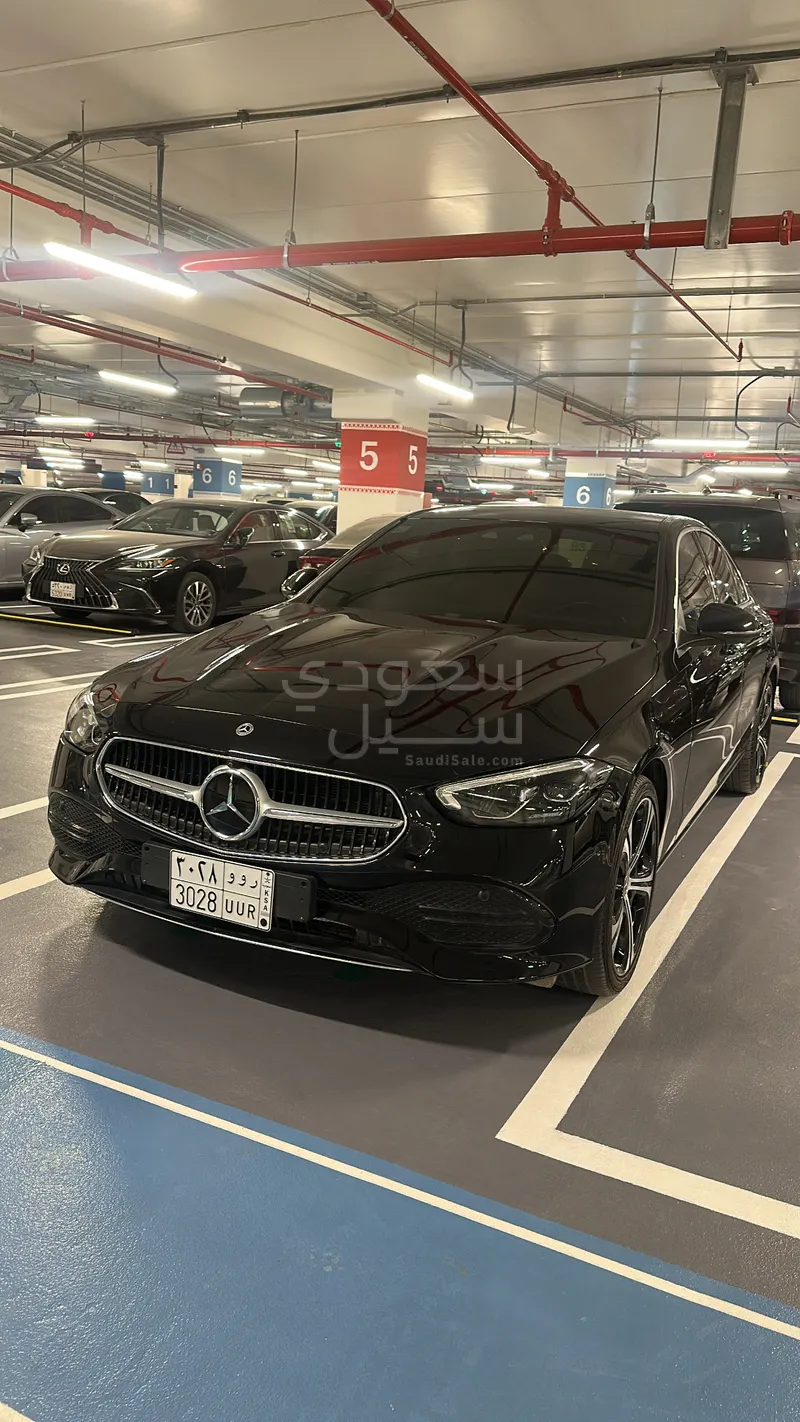 2023 مرسيدس - بنز سي 300