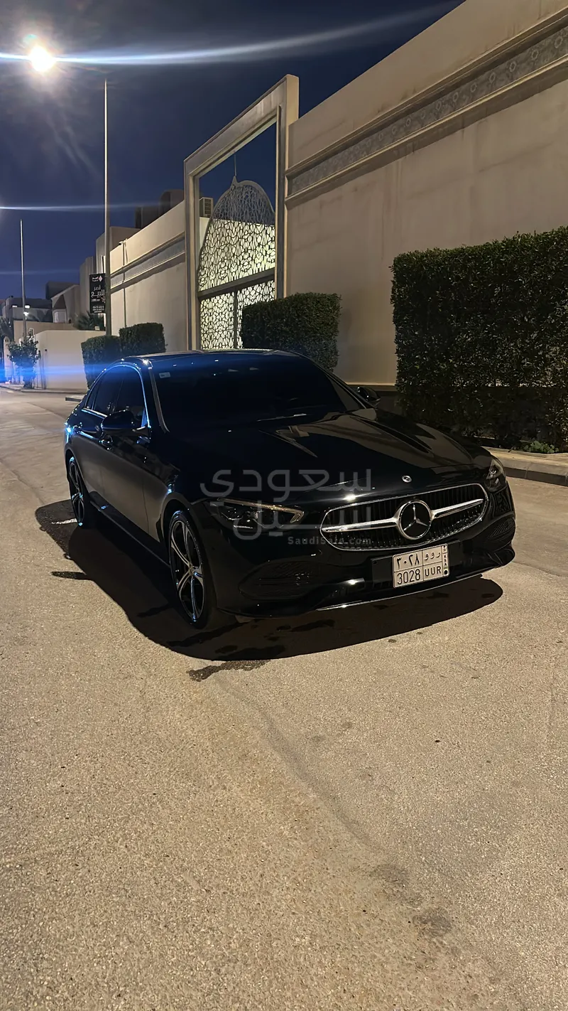 2023 مرسيدس - بنز سي 300