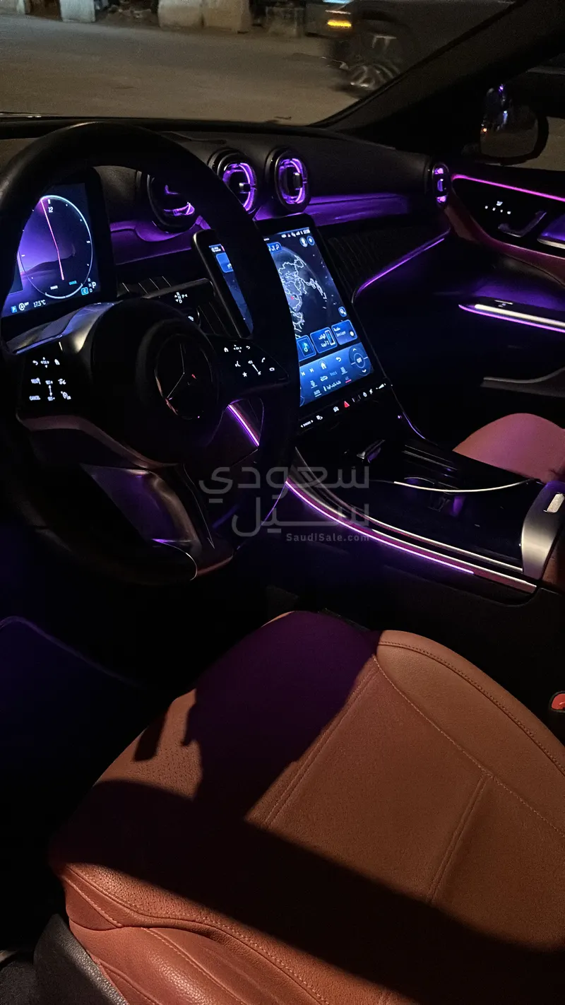 2023 مرسيدس - بنز سي 300