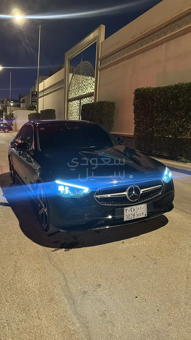 2023 مرسيدس - بنز سي 300