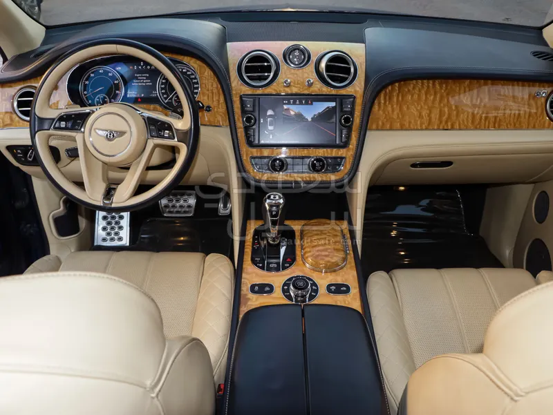 2017 بنتلي بنتايجا الاصدار الاول