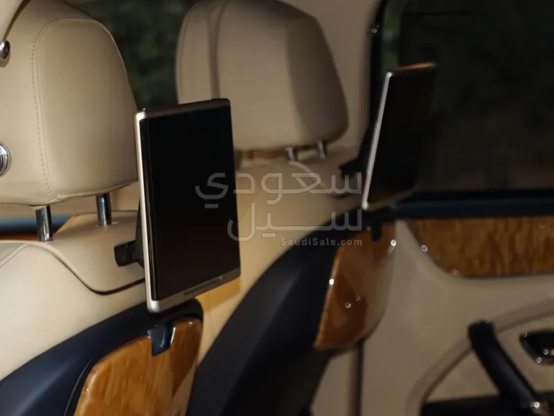 2017 بنتلي بنتايجا الاصدار الاول