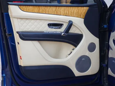 2017 بنتلي بنتايجا الاصدار الاول