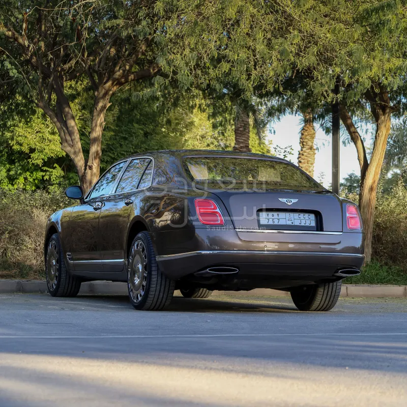 2014 بنتلي مولسان