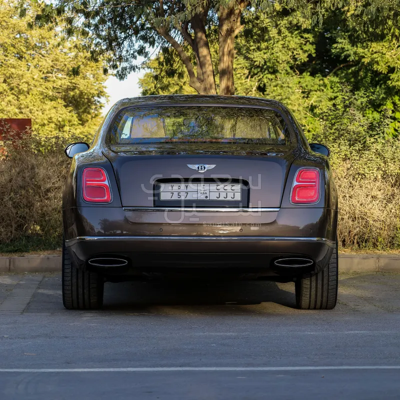 2014 بنتلي مولسان