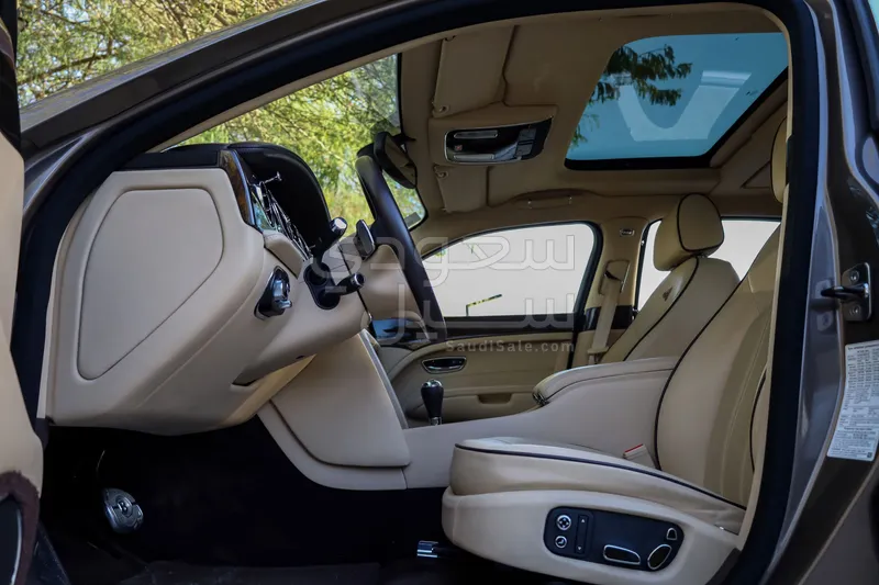 2014 بنتلي مولسان